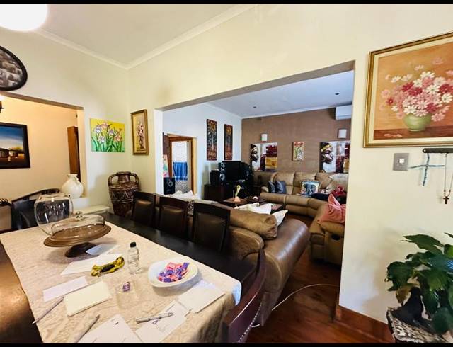 3 BEDROOM HOUSE FOR SALE IN KENSINGTON